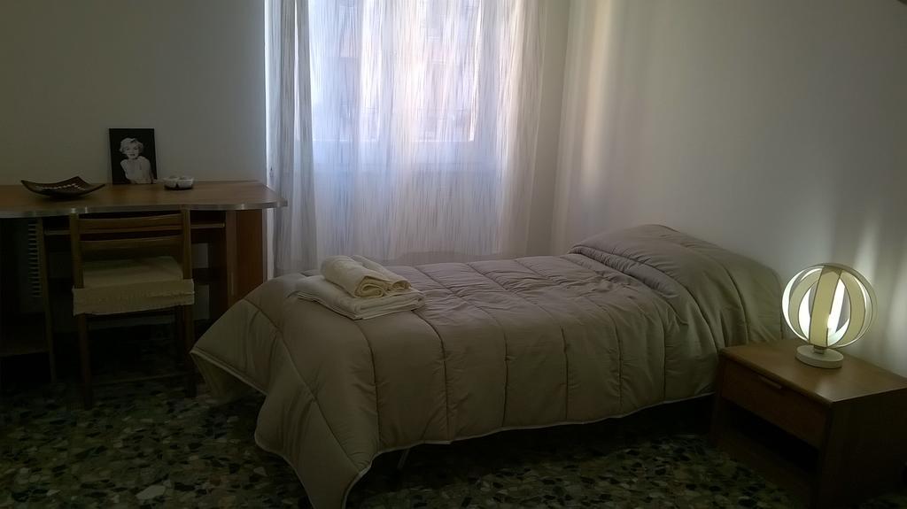 B&B Argentiera 12 卡利亚里 客房 照片